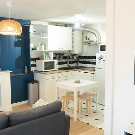 Beautiful Bright Cosy Apt Gare De L'est Lägenhet